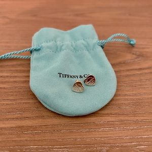 Tiffany and Co. Return to Tiffany Heart Tag stud earrings